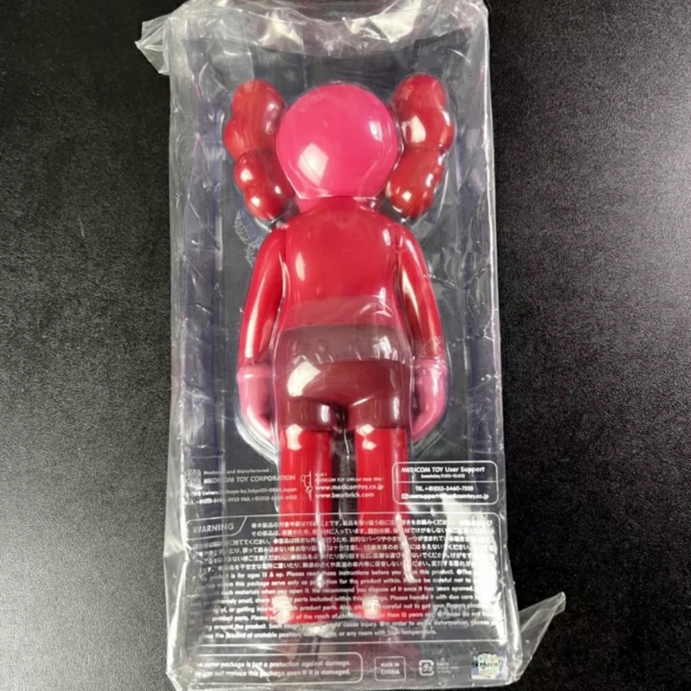 Kaws Figure Red - Picture 2 of 3